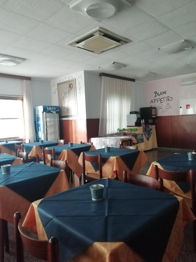 Hotel Mediterraneo ريميني المظهر الخارجي الصورة